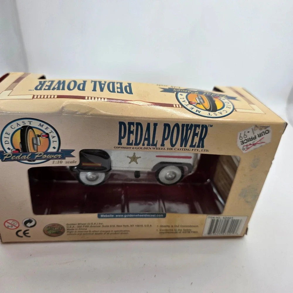 Golden Wheel Pedal Power Police Pedal Car 1:10 Diecast Model #43401 Boxed